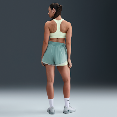 Shorts Dri-FIT holgados de 8 cm con forro de ropa interior para mujer Nike One