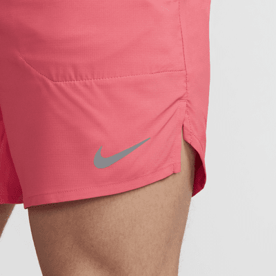 Shorts de correr Dri-FIT de 18 cm con forro de ropa interior para hombre Nike Stride