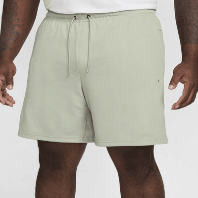 Nike Primary Dri-FIT UV allsidig shorts uten fôr til herre (18 cm)