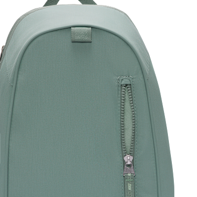 Nike Sportswear Commute