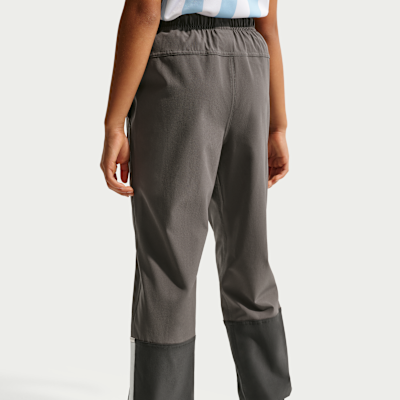 Nike Energy Older Kids' Repel Football Woven Pants