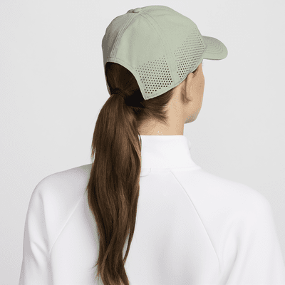 Nike Dri-FIT ADV Club Unstructured Swoosh Cap