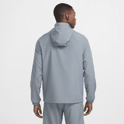 Veste de foot déperlante à capuche Nike Academy pour homme