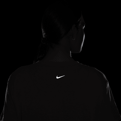 เสื้อแขนสั้นผู้หญิง Dri-FIT Nike One Relaxed