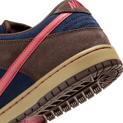 รองเท้าสเก็ตบอร์ด Nike SB Dunk Low Pro