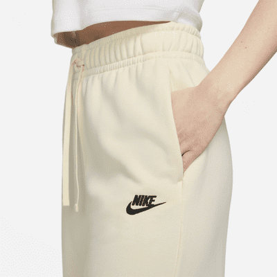 Nike Club Pantalón chándal de apierna abierta y medio - Mujer. Nike ES