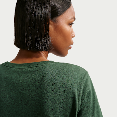 Nike Sportswear Club Essentials Women's T-Shirt