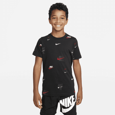 Nike Sportswear Big Kids' (Boys') T-Shirt