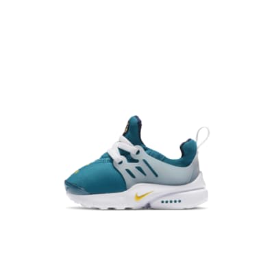 nike baby shoes size