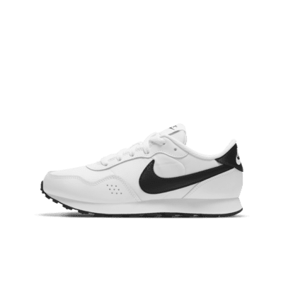 nike md valiant gold
