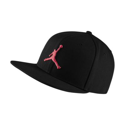 casquette jordan rouge et noir