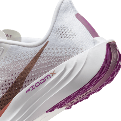 Chaussure de running sur route Nike Pegasus Plus pour femme