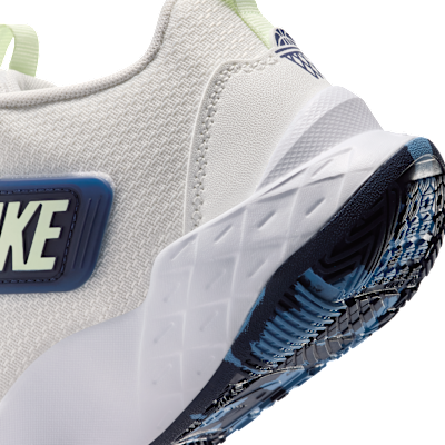 Nike Team Hustle D 12 大童籃球鞋