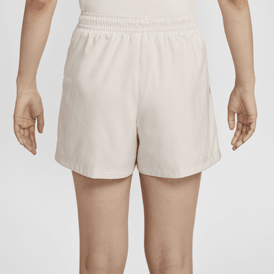 Nike Sportswear Classic Wovens Women's Mid-Rise Shorts