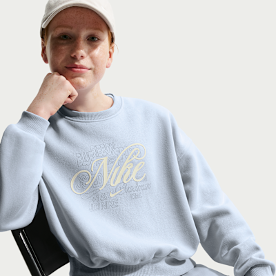 Nike Sportswear Club Fleece Older Kids' (Girls') Boxy Crew-Neck Sweatshirt