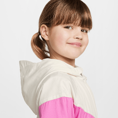Chamarra Windrunner para niños talla pequeña Nike