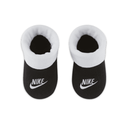 Nike Baby (0-6M) Bib and Booties Set