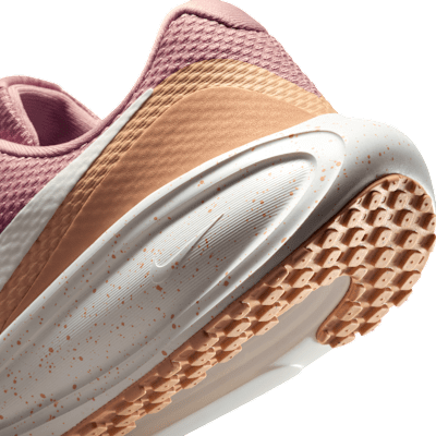 Nike Revolution 8 løpesko for vei til dame