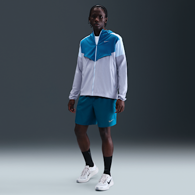 Męskie spodenki do biegania z wszytą bielizną Dri-FIT Nike Challenger 18 cm