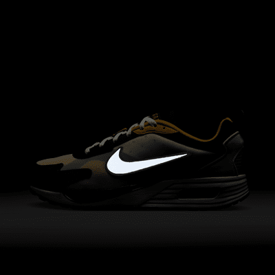 Michigan Nike Air Max Solo Men's Shoes