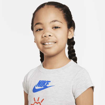 Playera para niños talla pequeña Nike Love Icon Stack Tee