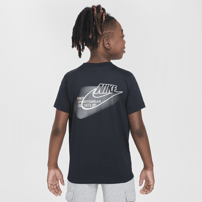 Nike Sportswear Standard Issue T-shirt met graphic voor jongens