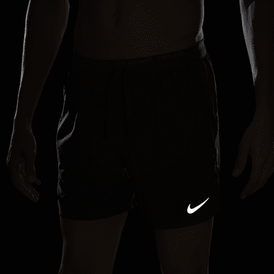 Shorts da running 13 cm con slip foderati Dri-FIT Nike Stride – Uomo