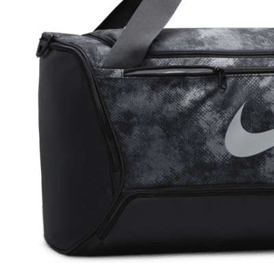 กระเป๋า Duffel Nike Brasilia (ขนาดกลาง, 60 ล.)