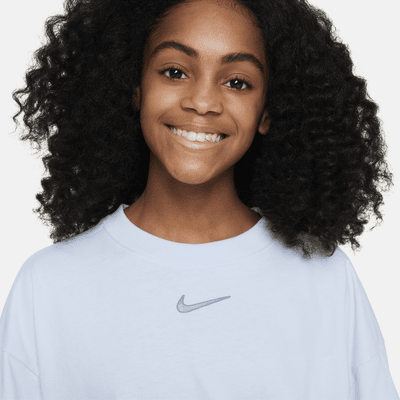 Nike Sportswear Older Kids' (Girls') Oversized T-Shirt