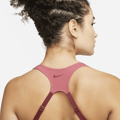 Bra deportivo con ojales y almohadilla de alta sujeción para mujer Nike Alpha