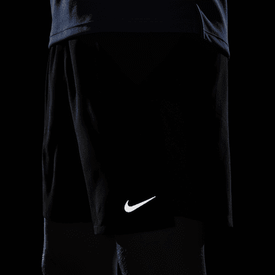Shorts da training Nike Dri-FIT Challenger – Ragazzo