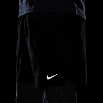 Nike Dri-FIT Challenger-løbeshorts til større børn (drenge)