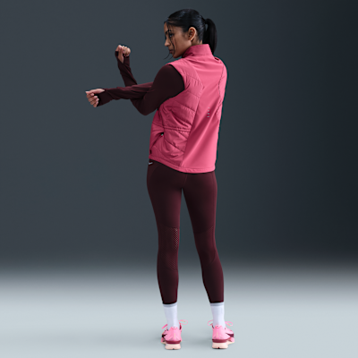 Γυναικείο αμάνικο μπουφάν Therma-FIT για τρέξιμο Nike Swift