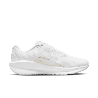 Tenis de correr en pavimento para mujer Nike Downshifter 13