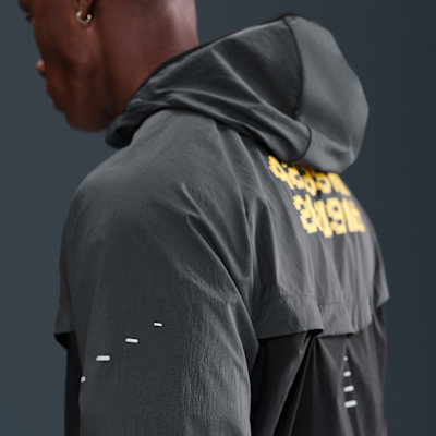 Giacca da running Repel Nike Stride – Uomo