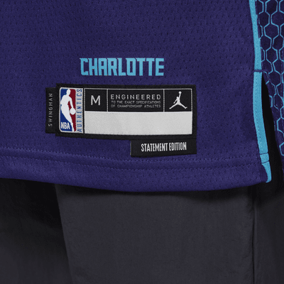 LaMelo Ball Charlotte Hornets Statement Edition Jordan Swingman NBA-jersey met Dri-FIT voor kids