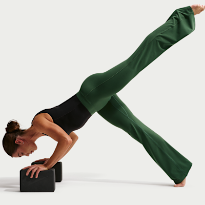 Nike Zenvy Women's High-Waisted Flared Leggings with No Front Seam