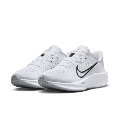 Tenis de correr en carretera para hombre Nike Quest 6