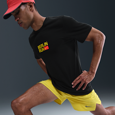 Nike Men's Dri-FIT Short-Sleeve Running T-Shirt