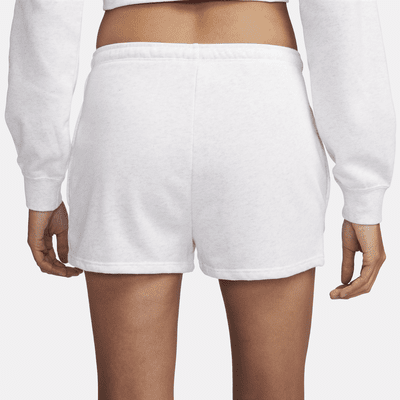 Shorts de French Terry slim de tiro alto de 5 cm para mujer Nike Sportswear Chill Terry