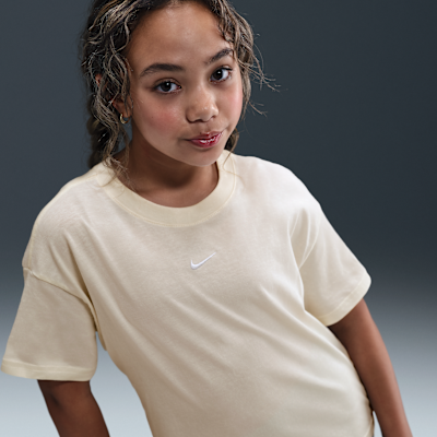 Nike Sportswear Essential