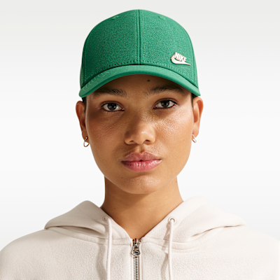 Nike Dri-FIT Club Structured Metal Logo Cap