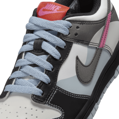 Nike Dunk Low SE Older Kids' Shoes