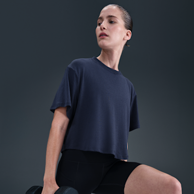 Nike One Relaxed Women's Dri-FIT Cropped Short-Sleeve Top