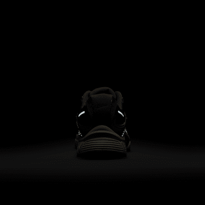 ナイキ V5 RNR メンズシューズ