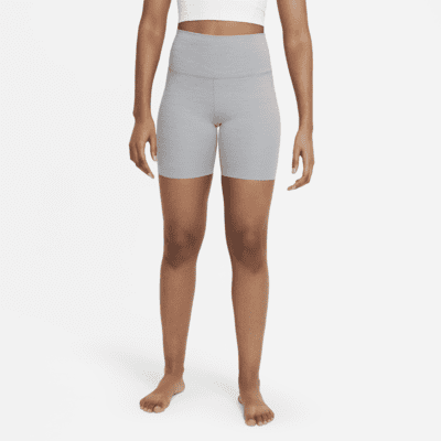 Shorts de cintura alta para mujer Nike Yoga Luxe. Nike.com
