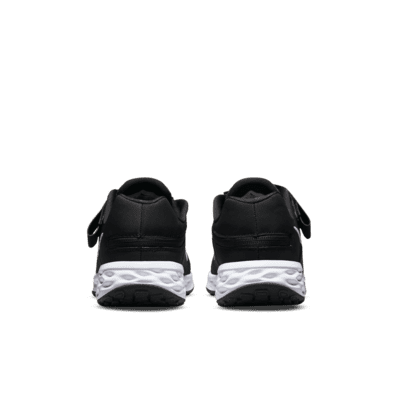 Nike Revolution 6 FlyEase Straßenlaufschuh für einfaches An- und Ausziehen für ältere Kinder