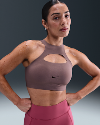 Женские  Nike Universa Medium-Support Padded Sports Bra