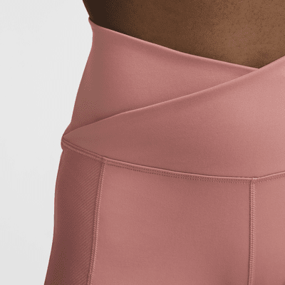 Shorts de ciclismo de tiro alto de 18 cm para mujer Nike One Wrap