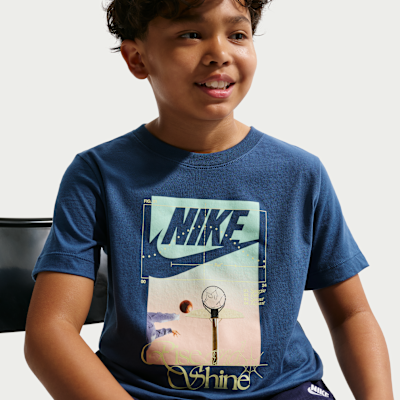 Playera para niños talla grande Nike Sportswear